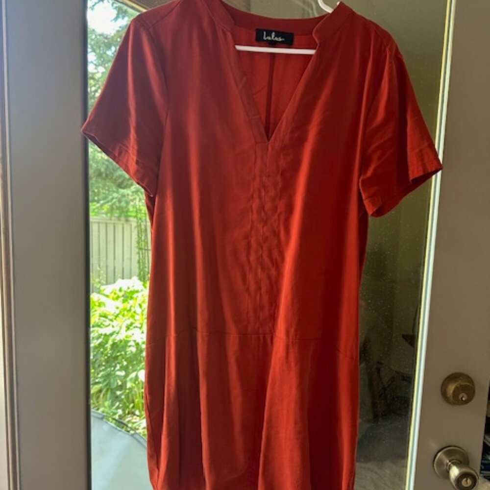 Lulu's Siesta Rust Orange short sleeve shift dress in Small